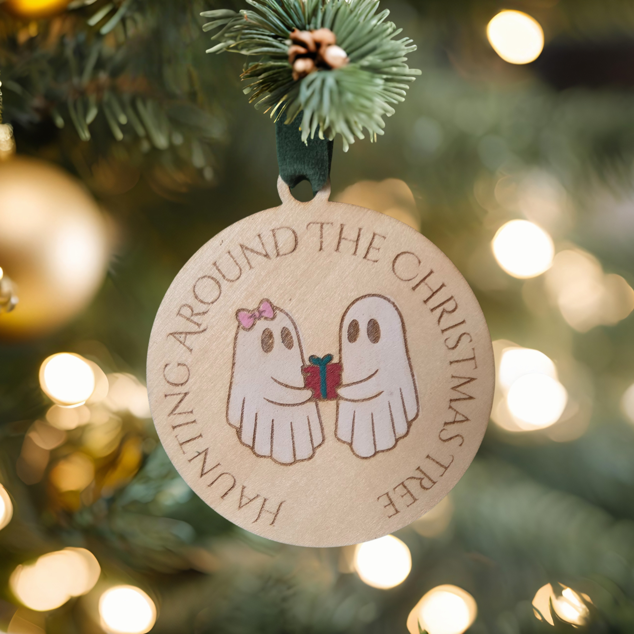 “Haunting Around the Christmas Tree” Ornament – Ghost Couple Edition